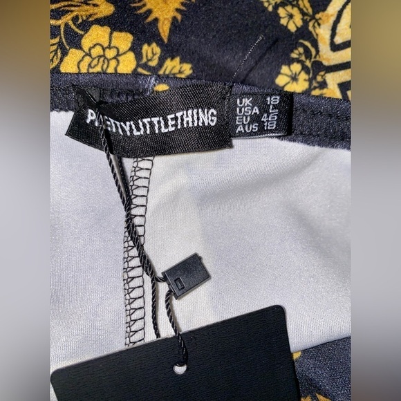 PrettyLittleThings Contrasting Dragon Women Black Tie Front Jumpsuit NWT Large - Picture 4 of 8